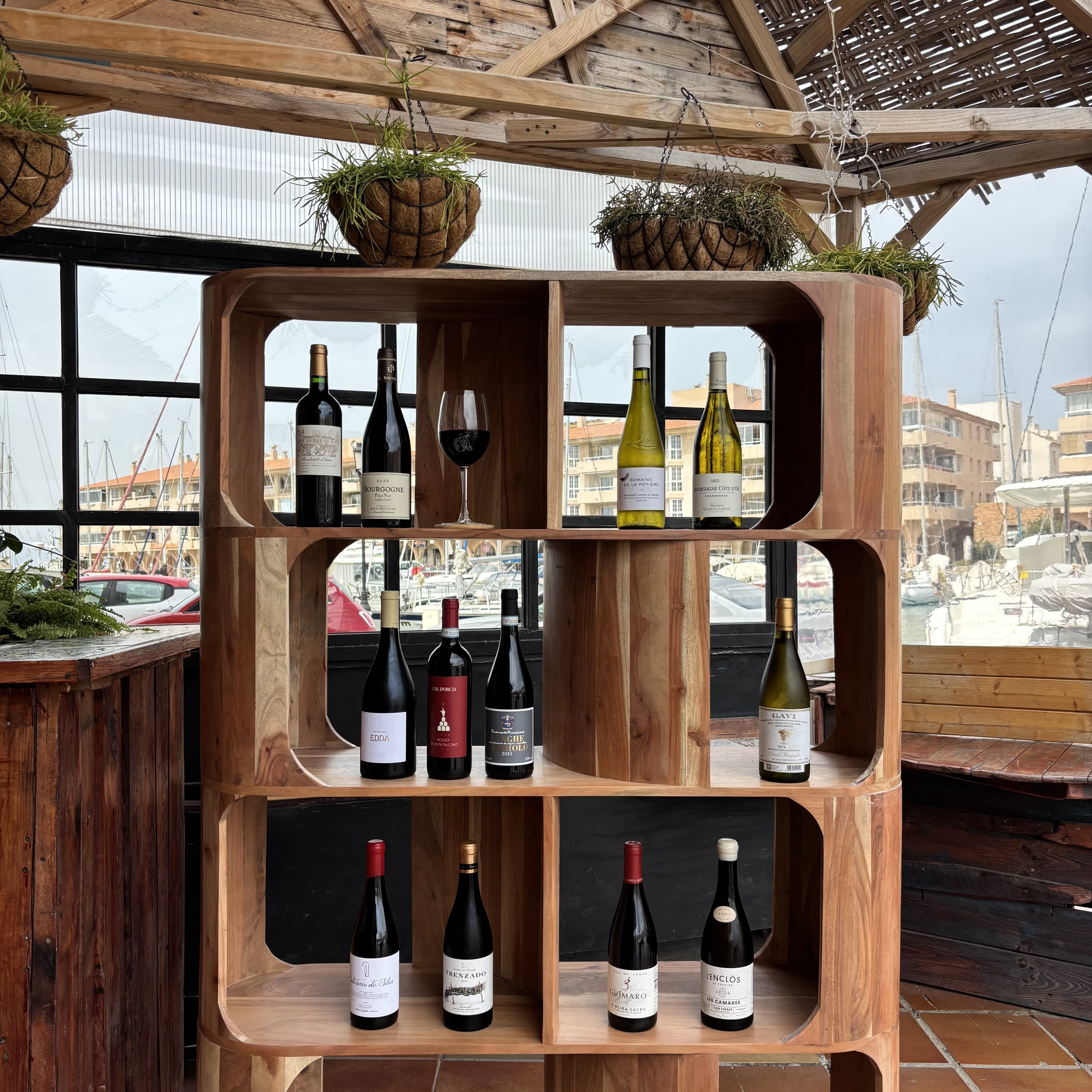 Copa de vino en Fábrica Nómada